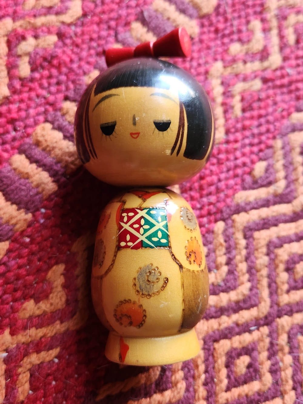Vintage Kokeshi Doll with Red Bow - Picture 2 of 8